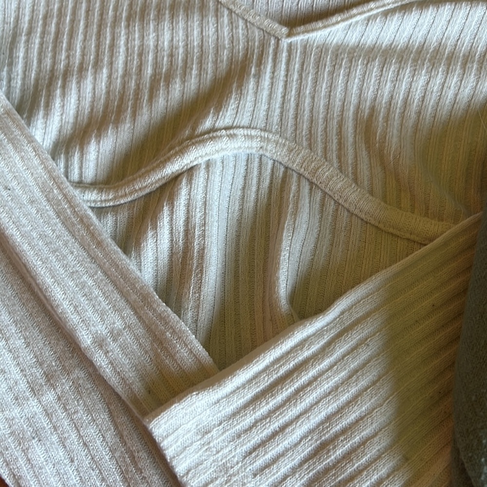 Long sleeves - Picture 2 of 3